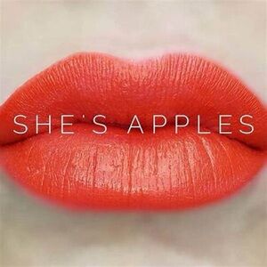She's Apples Lipsense